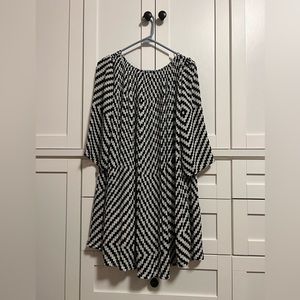 Beautiful Pleated Black & White Blouse